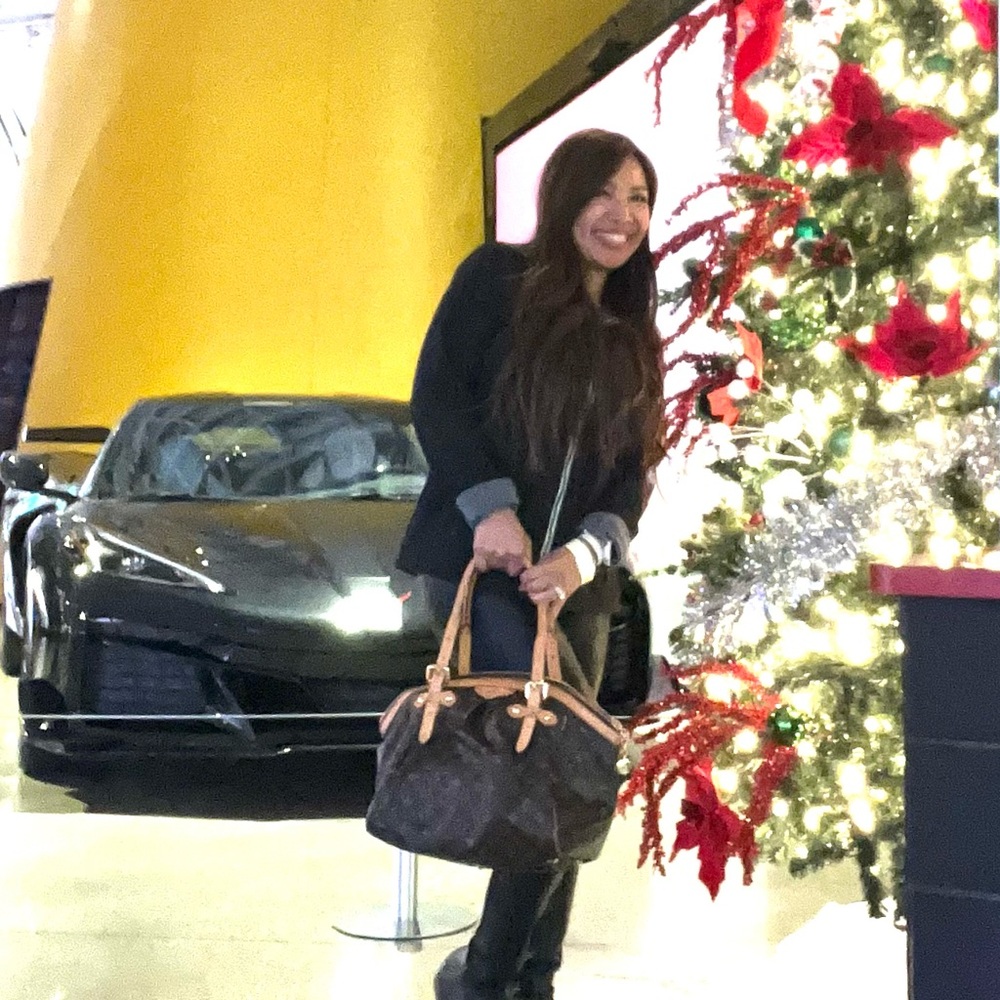 Authentic Louis Vuitton Monogram Tivoli GM Hand Tote Bag